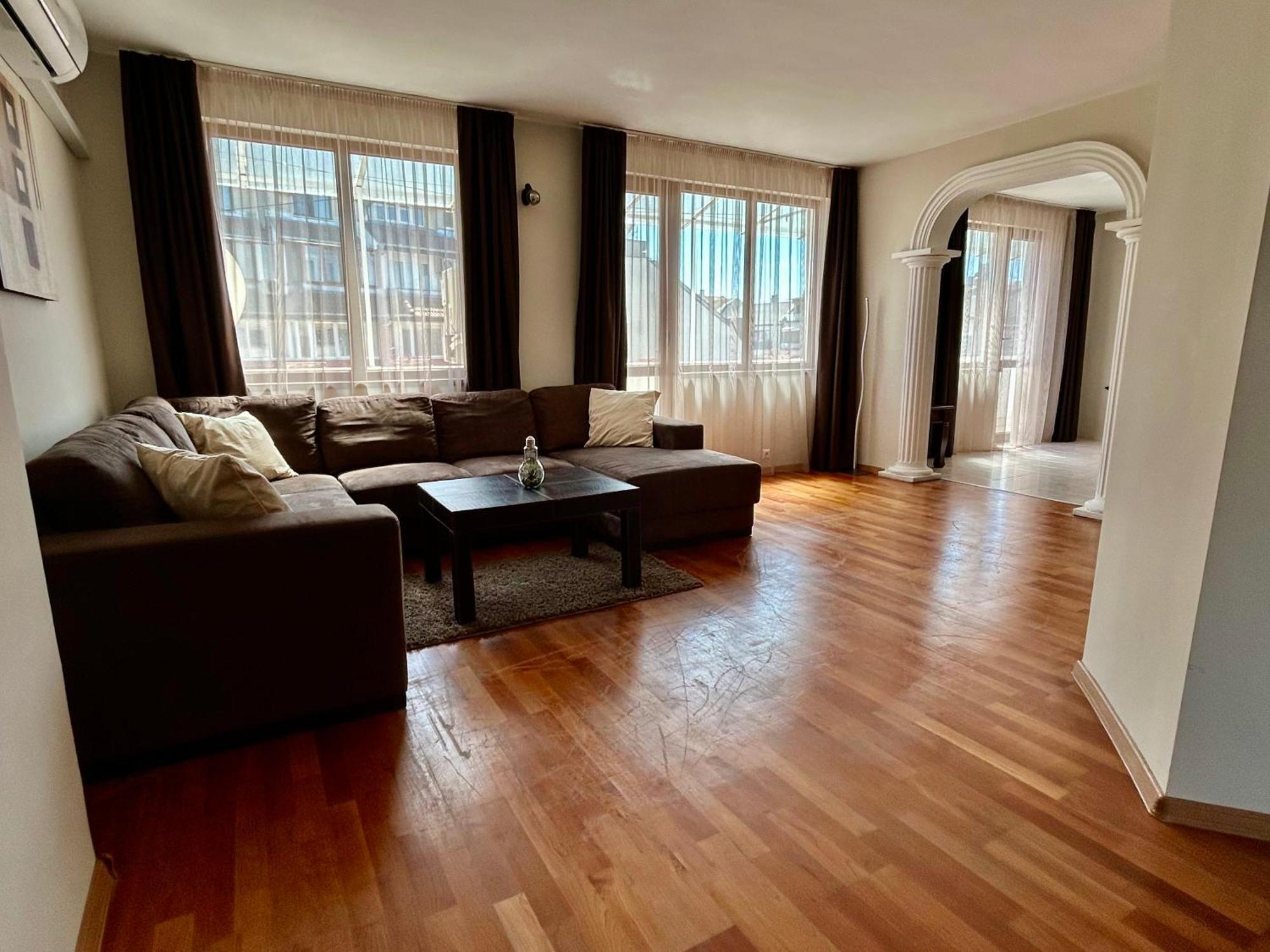 Fenix 2 Bedroom Apartment Varna Center Kültér fotó