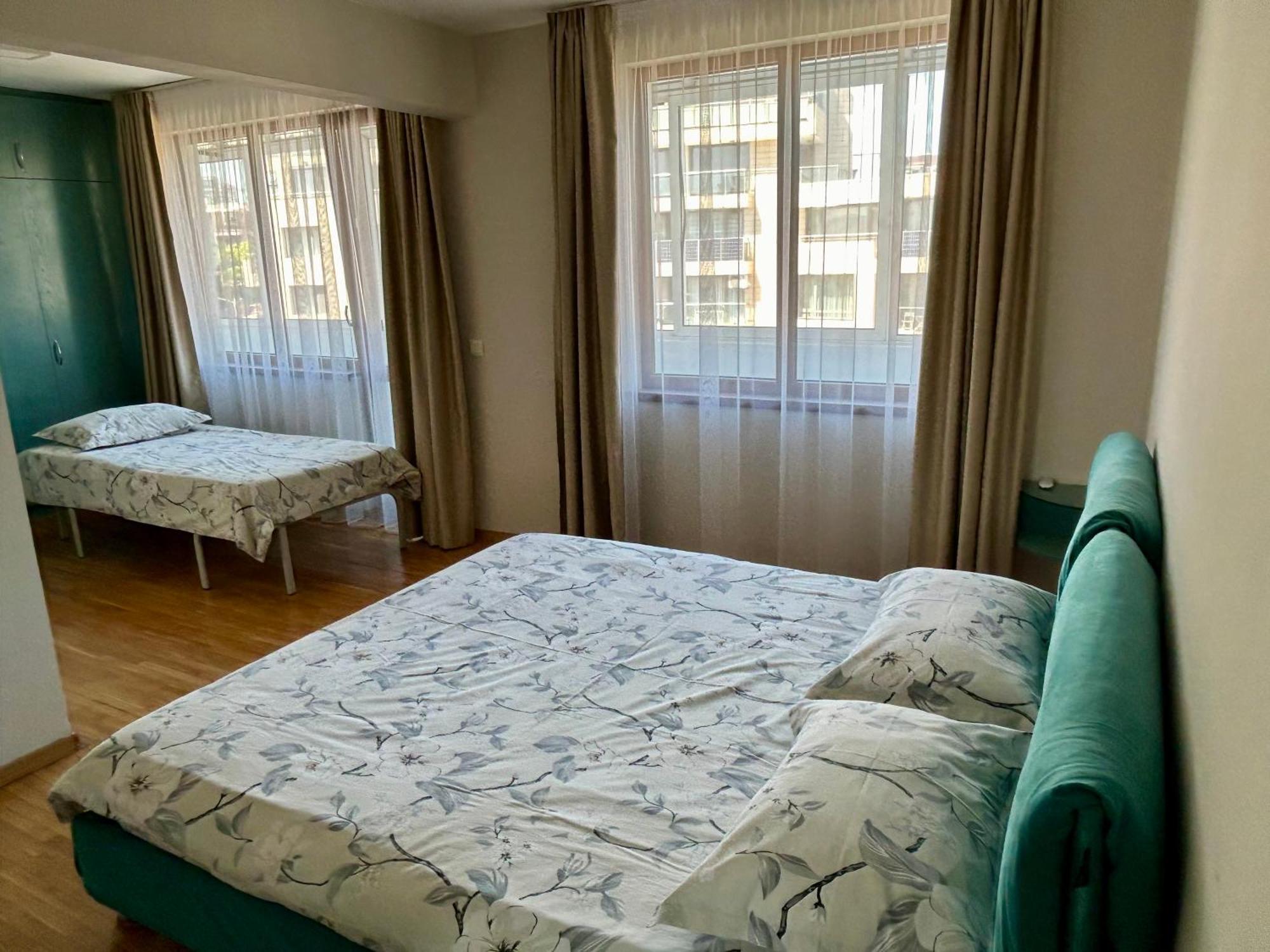 Fenix 2 Bedroom Apartment Varna Center Kültér fotó